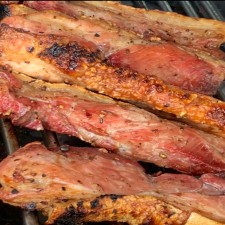 Chicharrón al barril y bollo  (chicharrón con bollo al barril 150grs aprox